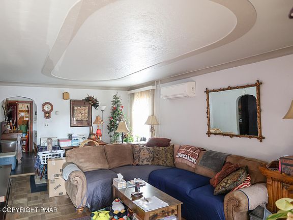 5th image of 803 McKinley St