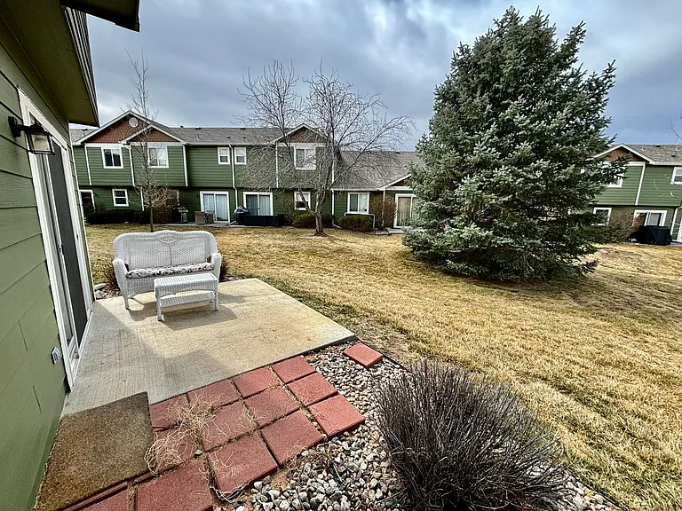 802 Waterglen Dr #D18 — Photo 22