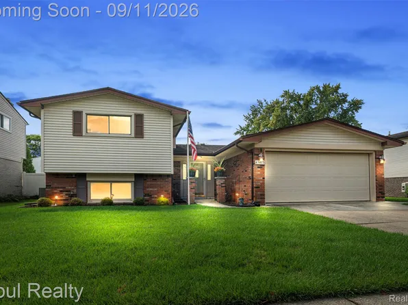 43615 Arlington Rd, Canton, MI 48187
