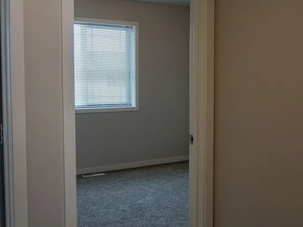 2605 5th Ct W, West Fargo, ND 58078