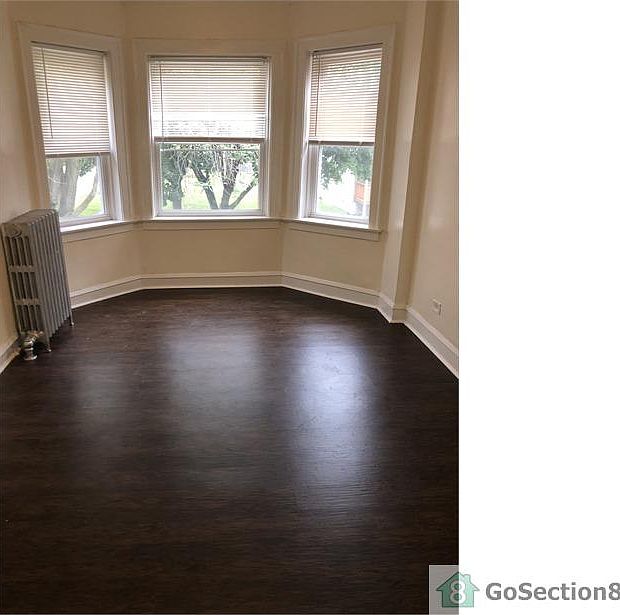 2nd image of 11231 S Hermosa Ave #2