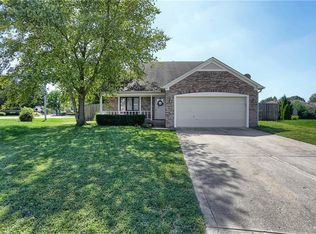 402 Jo Ann Ct, Greenwood, IN 46142