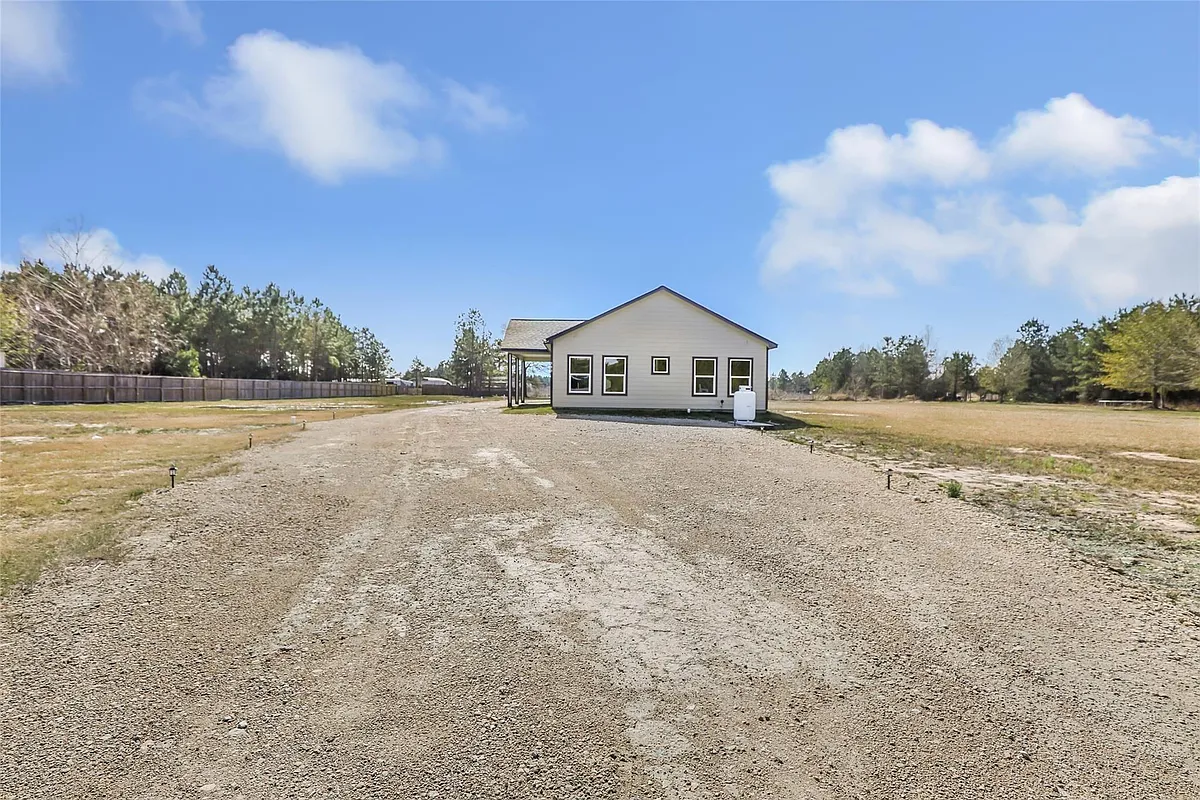 Building Photo - 111 County Road 5122 #B