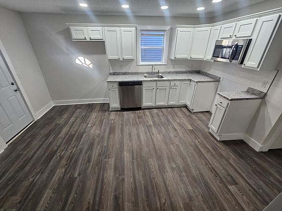 4th image of 618 Catalpa Ave