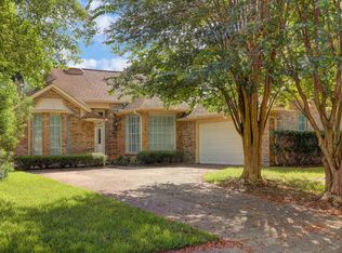 15306 Sterling Lake Dr, Houston, TX 77095