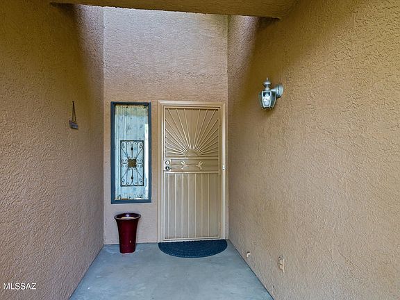 4th image of 7990 S New Abbey Dr