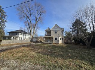 212 N Hunt St, Melvin, IL 60952