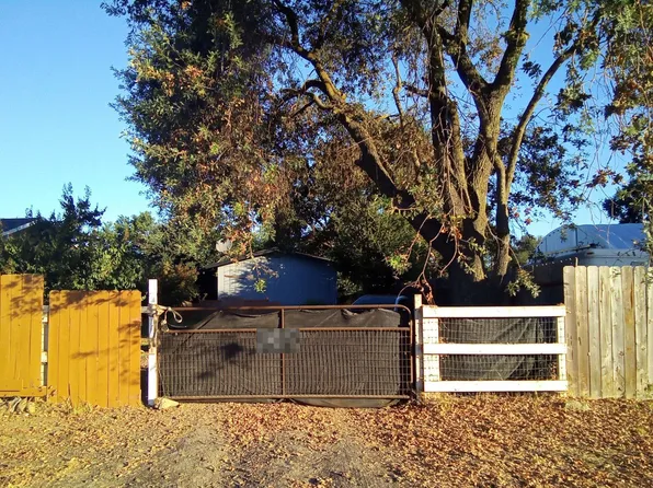 18401 E State Route 88 Hwy, Clements, CA 95227