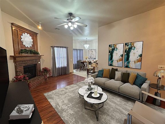 5th image of 601 N Chisholm Trail Way