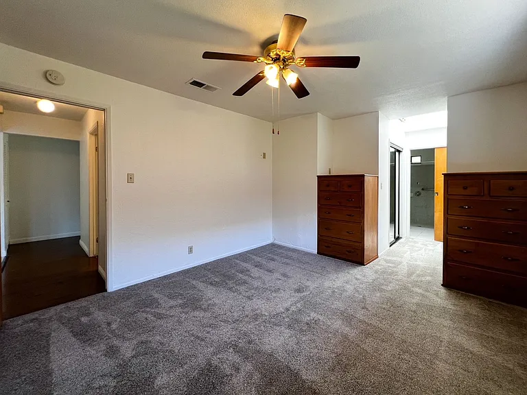 10 Linnell Ave — Photo 18