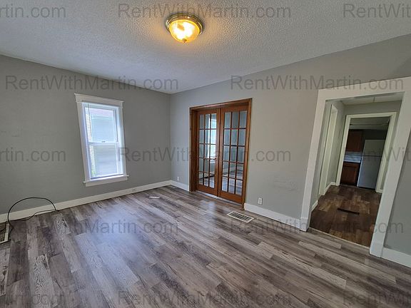 4th image of 343 Albany St