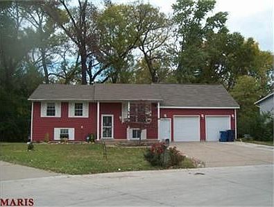 2nd image of 2847 Broadview Ave