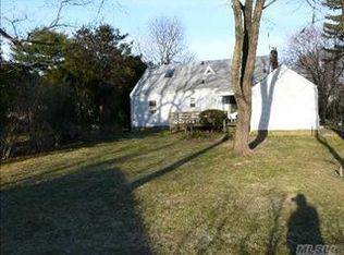 46 Beverly Rd, Merrick, NY 11566