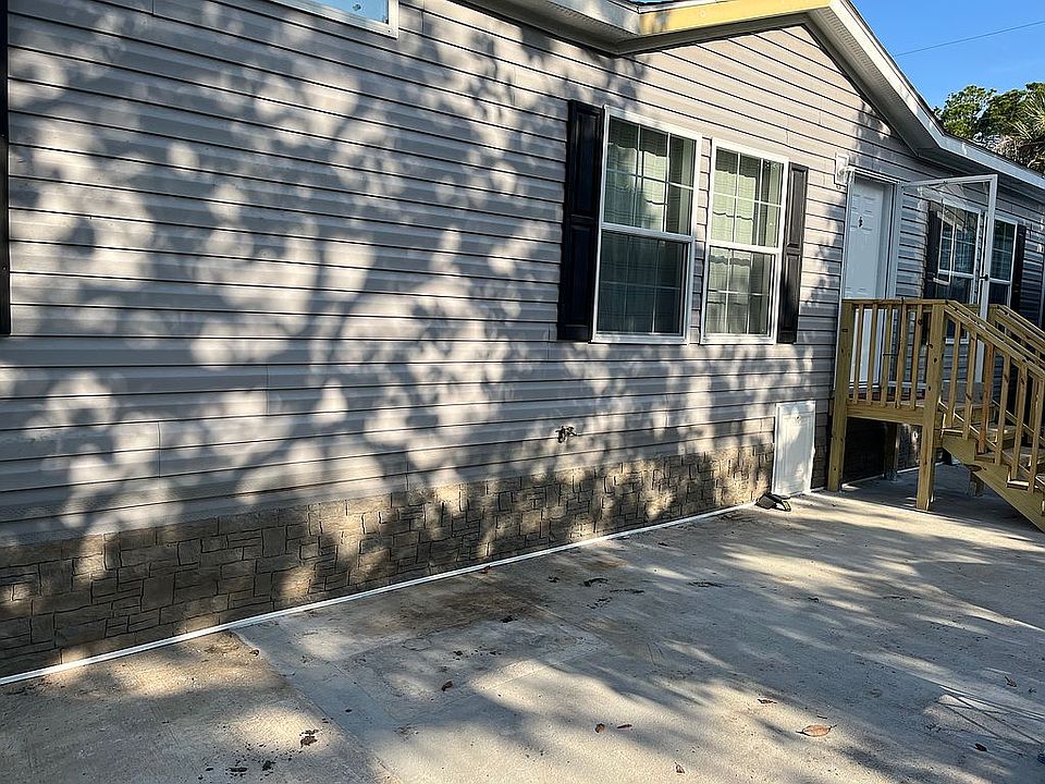 1st image of 730 Barlow Cir