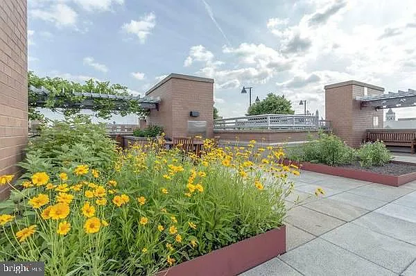 631 D St NW #330 — Photo 23