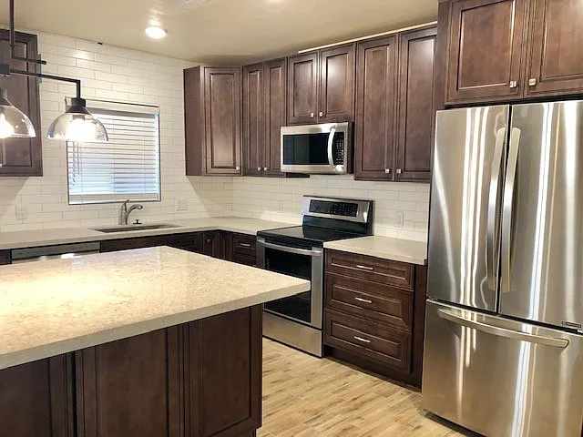 Gorgeous fully remodeled in Central Tucson - Available August 2026 — Photo 2