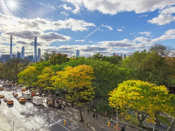 990 5th Avenue image 4 of 17