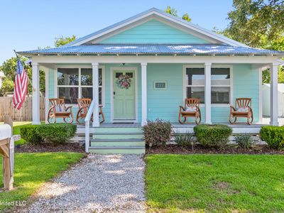 321 Saint George St, Bay Saint Louis, MS, 39520