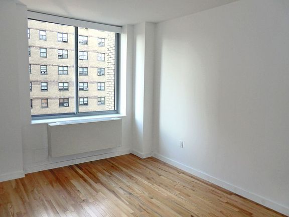 4th image of 401 W 25th St APT 9B