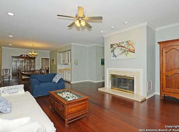 4th image of 8000 Donore Pl