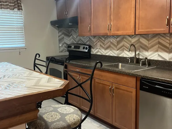 51B White St #B, Eatontown, NJ 07724