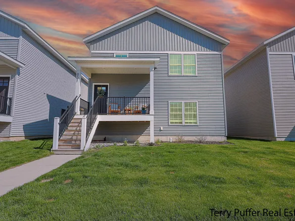 851 Winchester St, Holland, MI 49423