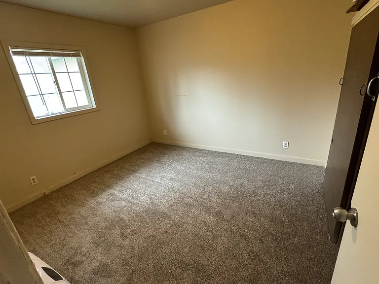 440 Pine St — Photo 5