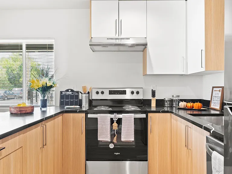 Kamden Place: Leasing Specials! Balconies, Lawn Space, Quiet Community in Pasco — Photo 63
