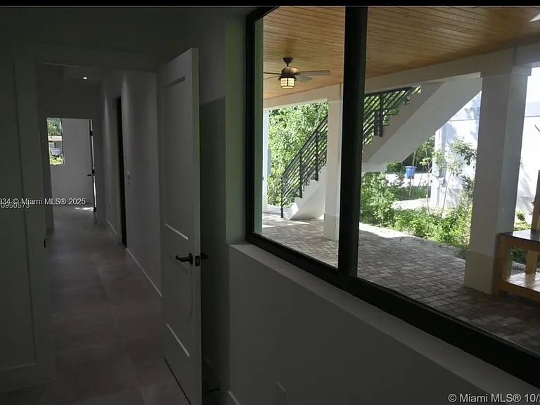 14 Coral Dr #1 — Photo 7