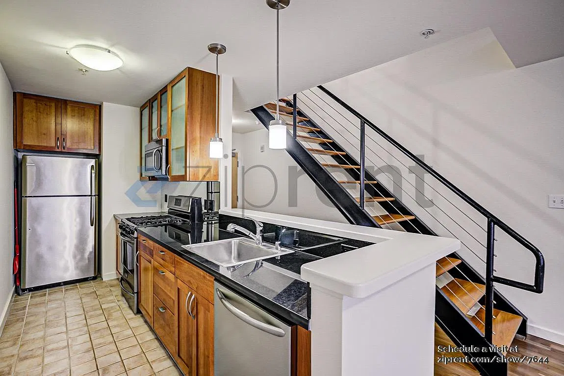 1 bed, 785 sqft, $5,200 — Photo 4