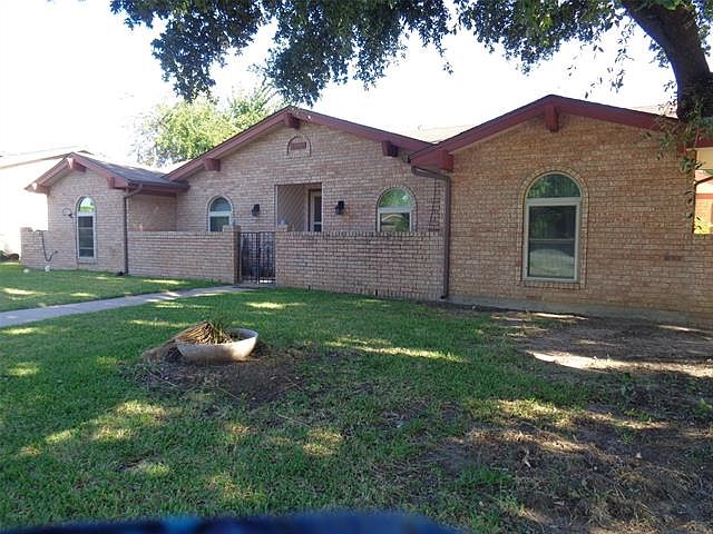 1st image of 7600 Circle Dr