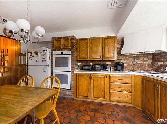3rd image of 2876 Len Dr