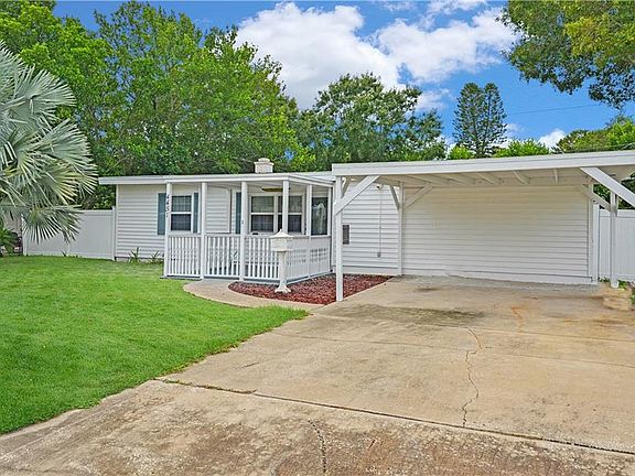 3rd image of 4451 Menhaden Dr SE
