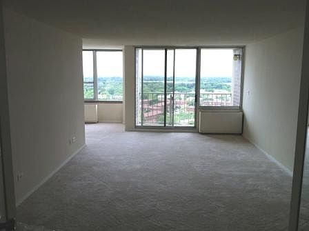 4th image of 3925 Triumvera Dr APT 16D