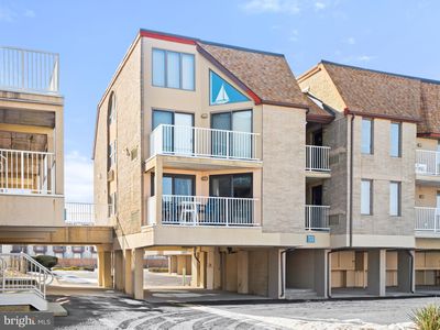 9 Pearl St APT 1F, Beach Haven, NJ, 08008