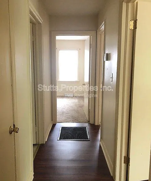 1938 Shade Ave — Photo 8