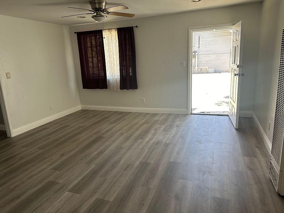 1st image of 320 N Avenue 50 #320