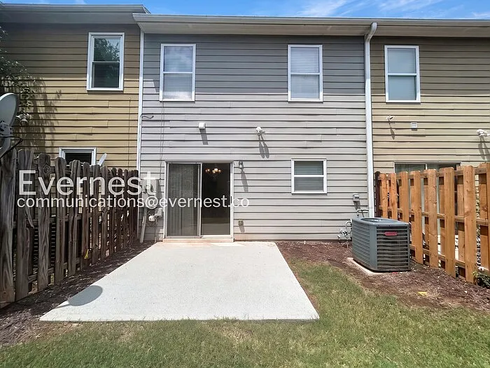 1722 Coleville Oak Ln — Photo 17