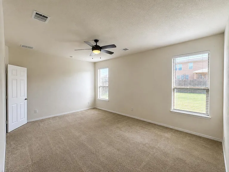 405 Kaden Prince Dr — Photo 12