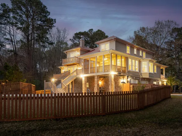 561 Flannery Pl, Mount Pleasant, SC 29466