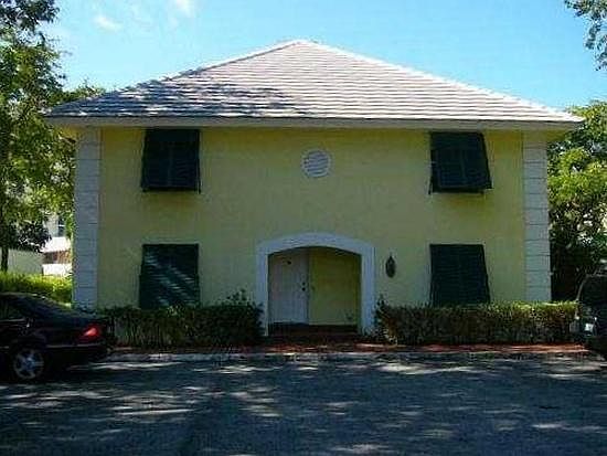 1st image of 32 Seabreeze Ave APT A