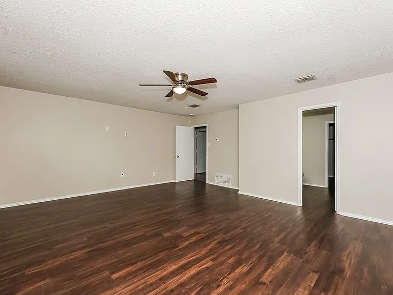 3115 Teodoro Dr — Photo 12