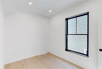 19 Buttonwood St #2 — Photo 7