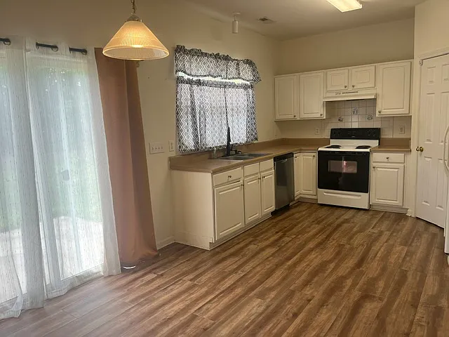105 Button Rd — Photo 8