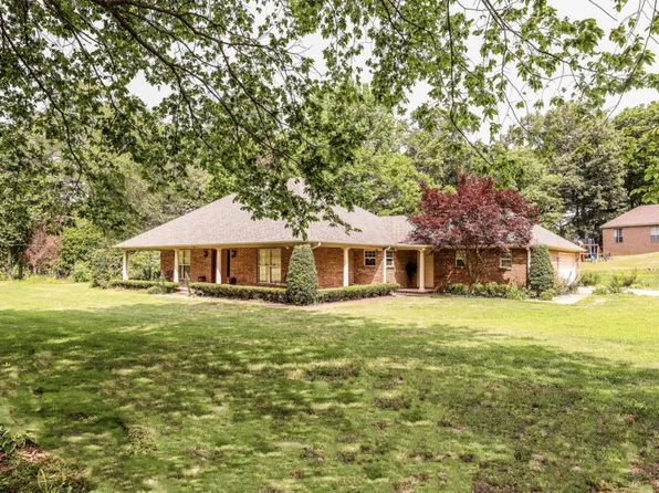 404 Dogwood Ln, Harrisburg, AR 72432