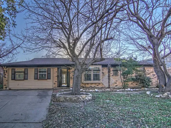 5301 Wendel Dr, Fort Worth, TX 76133