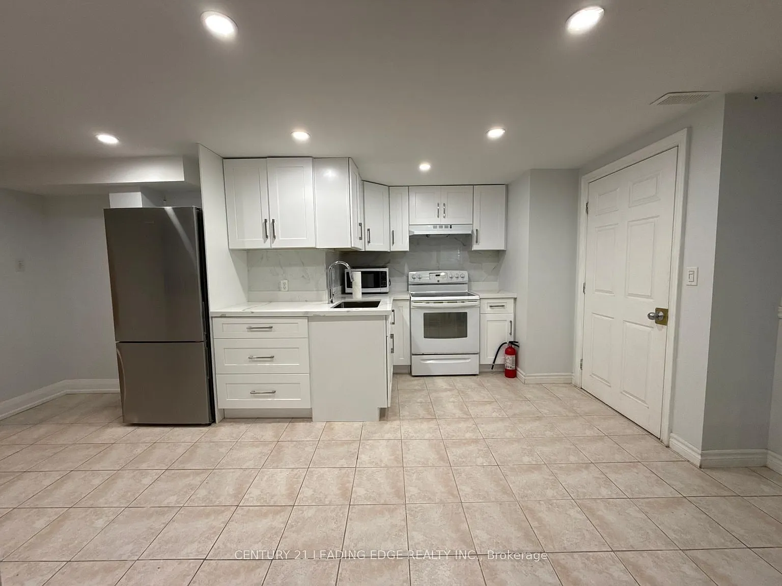 2 bed, $1,700 — Photo 2