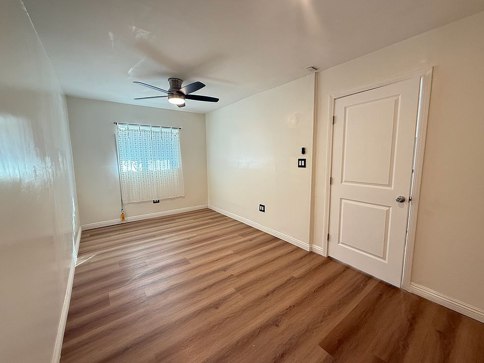 1st image of 1327 N Orange Dr #3