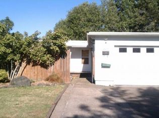 2475 Van Buren St, Eugene, OR