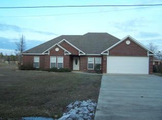 2230 Wolfe Rd, Columbus, MS 39705